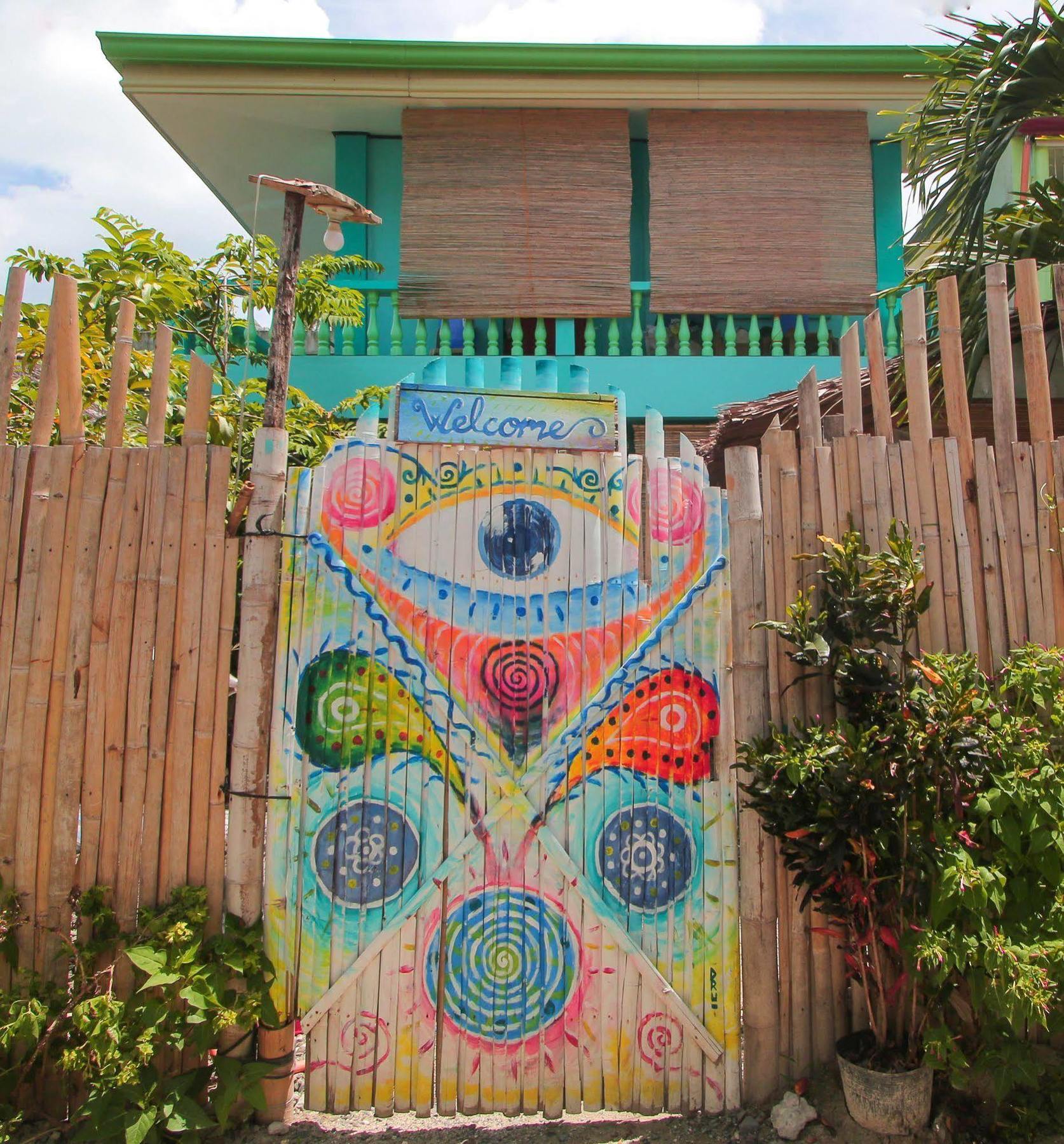 Hotel The Rabbit Hole Balabag  Exterior foto
